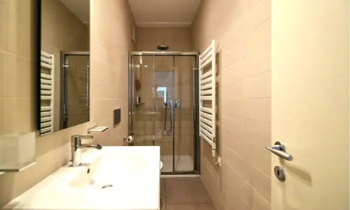 Rexer-Lugano-Appartamento-Lugano-con-vista-Lago-Bagno