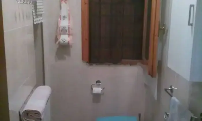 Rexer-Zocca-Villa-a-schiera-via-Terenzio-Santulini-Casa-Nadino-Zocca-Bagno