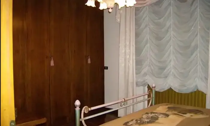 Rexer-Cesena-Casa-singola-in-vendita-in-via-Primo-Targhini-a-Cesena-CameraDaLetto