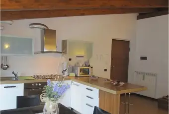 Rexer-Copiano-Vendesi-appartamento-in-Via-Mulino-a-Copiano-Cucina