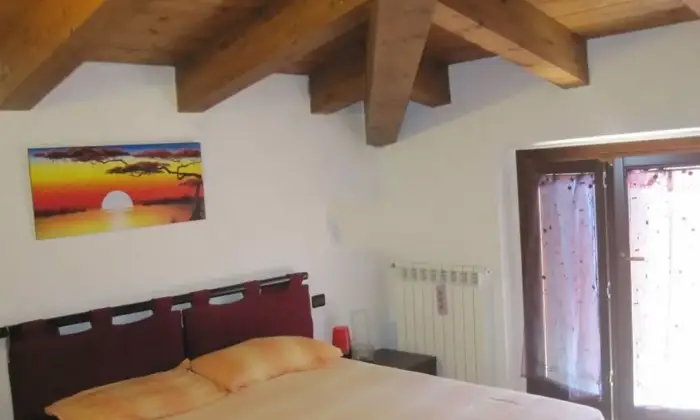Rexer-Copiano-Vendesi-appartamento-in-Via-Mulino-a-Copiano-CameraDaLetto