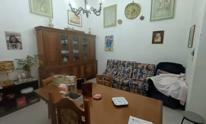 Rexer-Grosseto-Appartamento-in-vendita-in-viale-Goffredo-Mameli-a-Grosseto-Salone