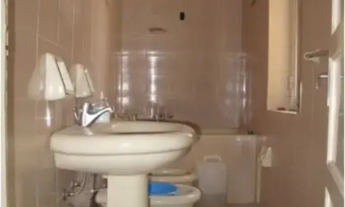 Rexer-Enna-Quadrilocale-in-vendita-in-via-Catania-ad-Enna-Alta-Bagno
