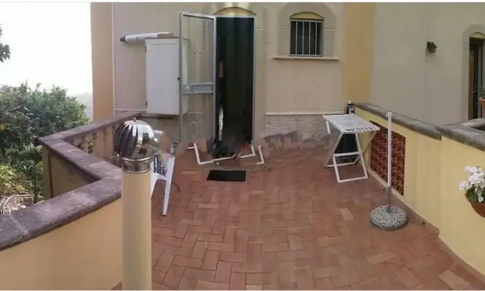 Rexer-Falerna-Casa-di-paese-in-vendita-in-via-Marina-Altro