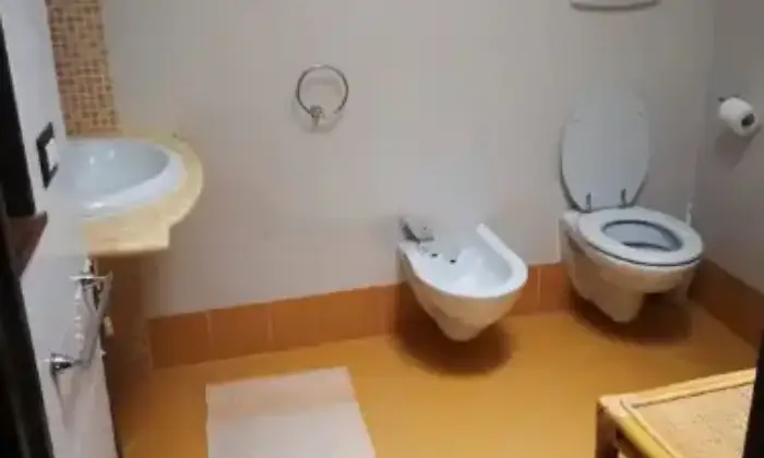 Rexer-Falerna-Casa-di-paese-in-vendita-in-via-Marina-Bagno