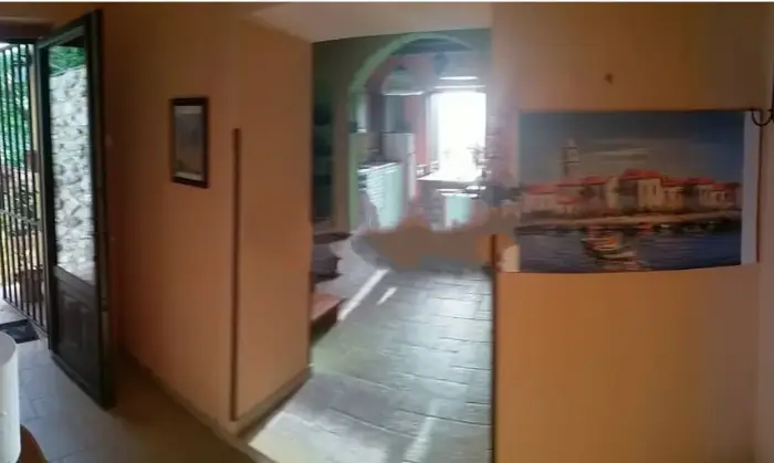 Rexer-Falerna-Casa-di-paese-in-vendita-in-via-Marina-Altro
