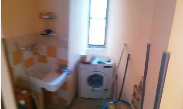 Rexer-Falerna-Casa-di-paese-in-vendita-in-via-Marina-Bagno