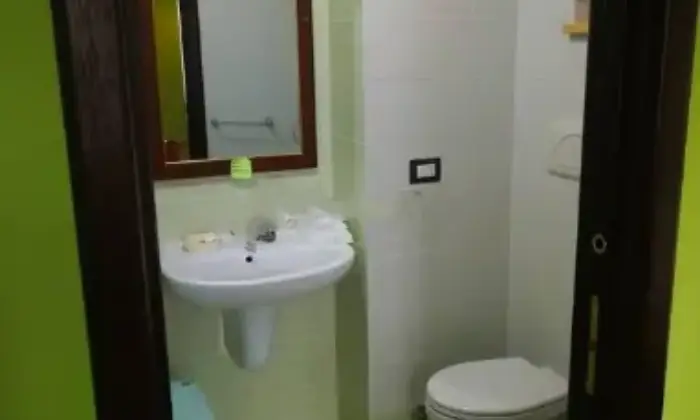 Rexer-Falerna-Casa-di-paese-in-vendita-in-via-Marina-Bagno