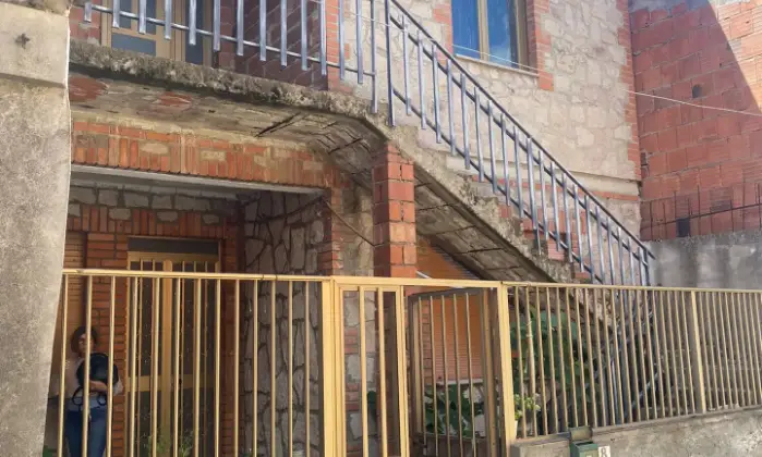 Rexer-San-Basilio-Vendesi-appartamento-allo-stato-grezzo-a-SAN-BASILIO