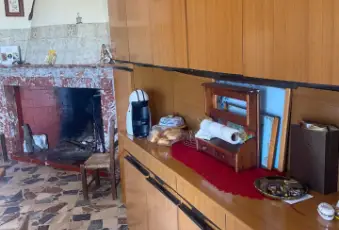 Rexer-San-Basilio-Vendesi-appartamento-con-cantina-a-SAN-BASILIO-SU-SALONE