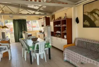 Rexer-Messina-Appartamento-su-due-livelli-a-SantAlessio-Salone