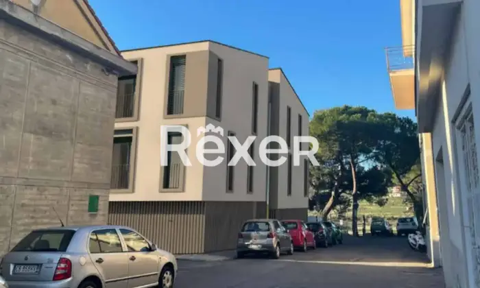 Rexer-SANREMO-Trilocale-ultimo-piano-con-box-Terrazzo