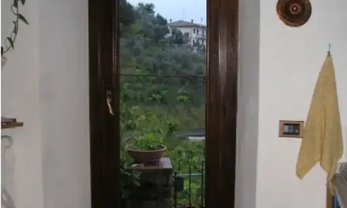 Rexer-Uzzano-Casa-di-paese-in-vendita-in-via-A-Bardelli-Uzzano-Altro
