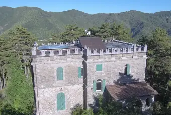 Rexer-Alto-Reno-Terme-Incantevole-ed-esclusivo-Castello-tra-le-nuvole-Terrazzo