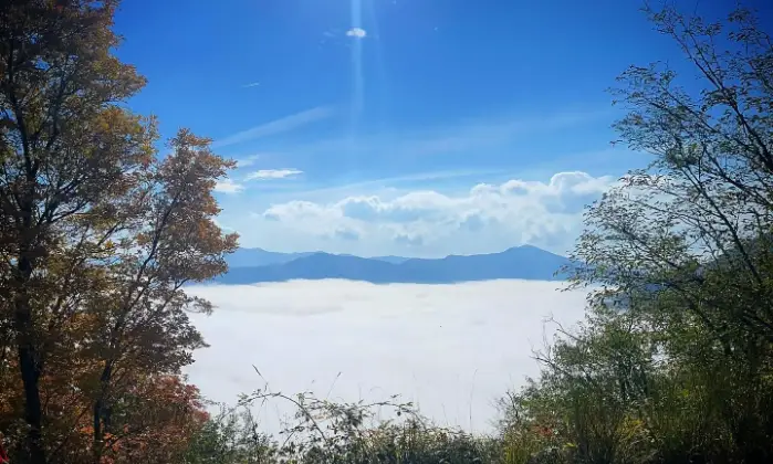 Rexer-Alto-Reno-Terme-Incantevole-ed-esclusivo-Castello-tra-le-nuvole-Terrazzo
