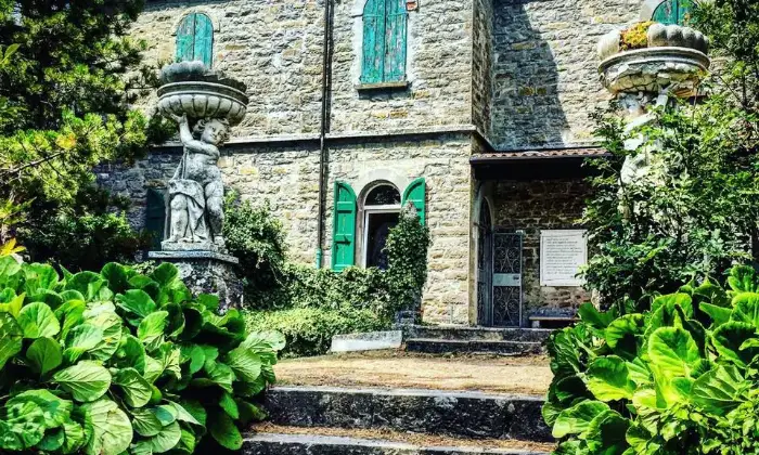 Rexer-Alto-Reno-Terme-Incantevole-ed-esclusivo-Castello-tra-le-nuvole-Giardino