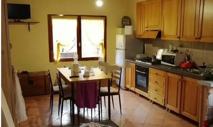 Rexer-Vestone-Vendesi-Propriet-rustica-in-vendita-in-via-Chiese-a-Vestone-Cucina