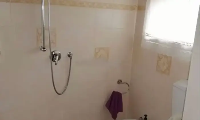 Rexer-Vestone-Vendesi-Propriet-rustica-in-vendita-in-via-Chiese-a-Vestone-Bagno