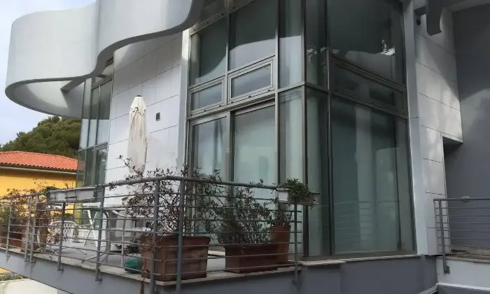 Rexer-Rosignano-Marittimo-Trilocale-in-vendita-in-via-Bengasi-Castiglioncello-Rosignano-Marittimo-Terrazzo