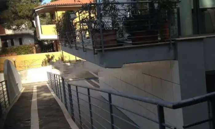 Rexer-Rosignano-Marittimo-Trilocale-in-vendita-in-via-Bengasi-Castiglioncello-Rosignano-Marittimo-Giardino