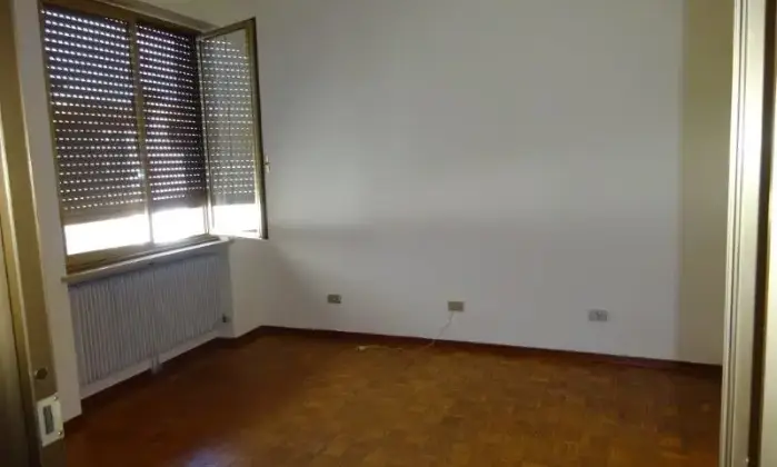 Rexer-Romans-DIsonzo-Appartamento-in-vendita-in-Piazza-dei-Caduti-a-Romans-dIsonzo-Camera-da-letto
