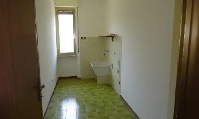 Rexer-Romans-DIsonzo-Appartamento-in-vendita-in-Piazza-dei-Caduti-a-Romans-dIsonzo-Bagno