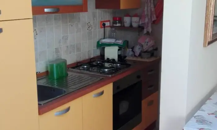Rexer-Toirano-Mansarda-in-vendita-in-largo-Sgorini-Centro-Toirano-CUCINA