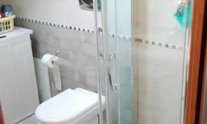 Rexer-Toirano-Mansarda-in-vendita-in-largo-Sgorini-Centro-Toirano-BAGNO