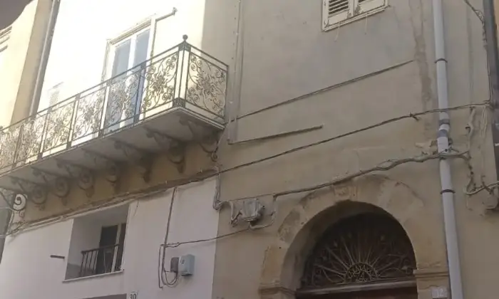 Rexer-Mazzarino-Intero-stabile-in-vendita-in-via-Roma-a-Mazzarino-Altro