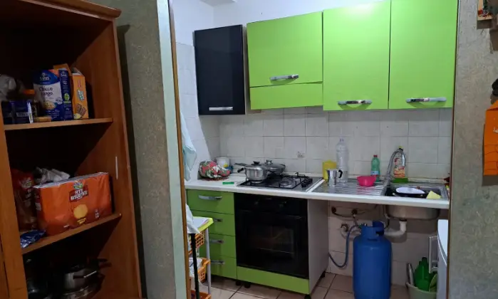 Rexer-Lentini-Vendesi-appartamento-in-Via-Agnone-a-Lentini-CUCINA