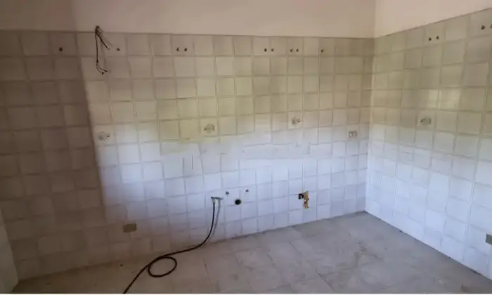 Rexer-Noto-Appartamento-in-vendita-in-via-Alessio-di-Giovanni-a-Noto-Bagno