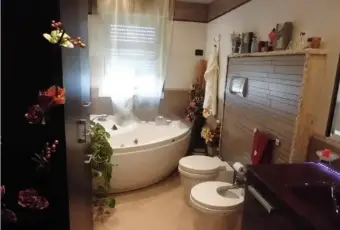 Rexer-Lentini-Vendesi-appartamento-in-Via-Antonello-da-Messina-a-Lentini-Bagno