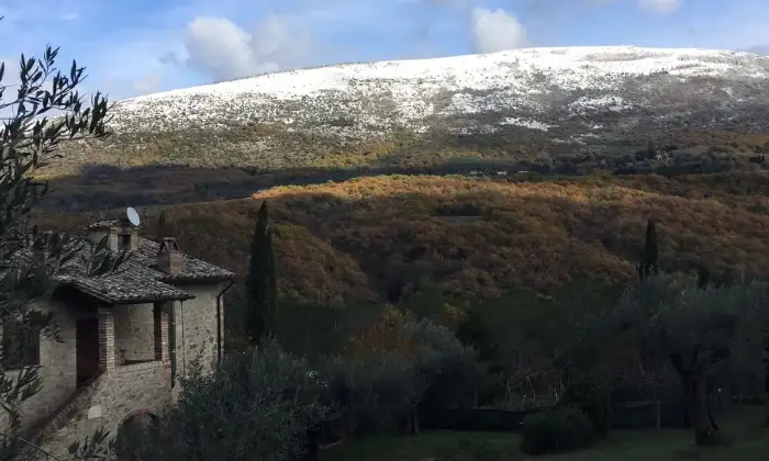 Rexer-Perugia-ANTICO-CASOLARE-A-KM-DAL-CENTRO-DI-PERUGIA-Terrazzo