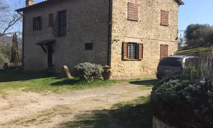 Rexer-Perugia-ANTICO-CASOLARE-A-KM-DAL-CENTRO-DI-PERUGIA-Giardino