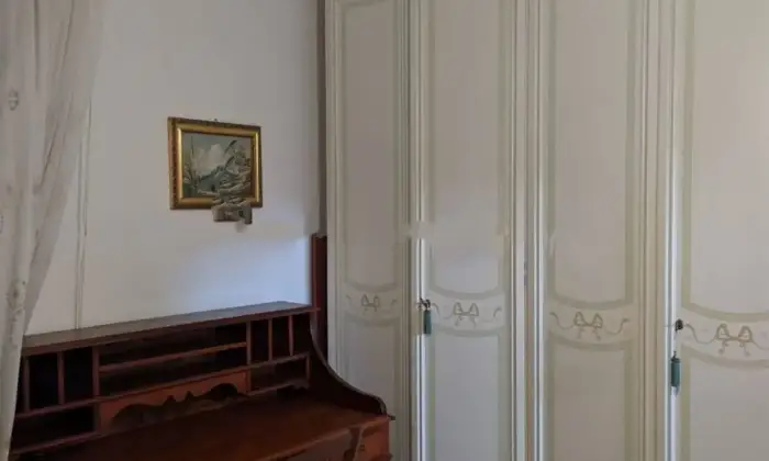 Rexer-Filignano-Vendesi-appartamento-in-Piazza-Municipio-a-Filignano-CameraDaLetto