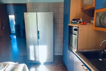 Rexer-Porto-Valtravaglia-APPARTAMENTO-A-MINUTI-DAL-LAGO-Cucina