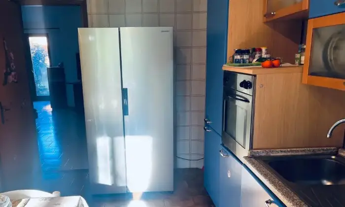 Rexer-Porto-Valtravaglia-APPARTAMENTO-A-MINUTI-DAL-LAGO-Cucina