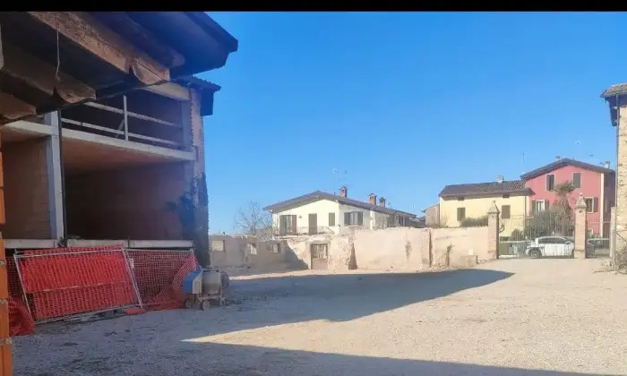 Rexer-Lonato-del-Garda-Vendesi-Rustico-via-Giorgio-Morandi-Esenta-Lonato-del-Garda-ALTRO