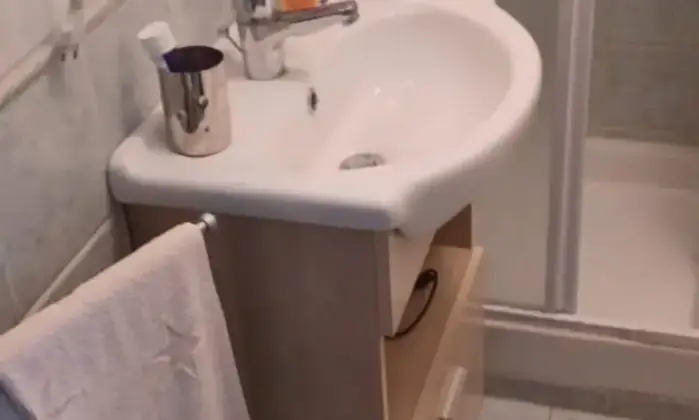 Rexer-Butera-Vendesi-villetta-in-Villaggio-Riviera-Village-a-BUTERA-Bagno
