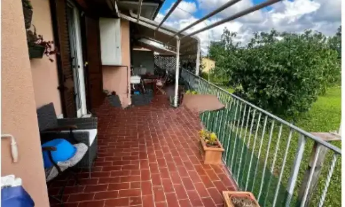 Rexer-Scarlino-Appartamento-su-due-piani-in-vendita-in-via-San-Francesco-Terrazzo