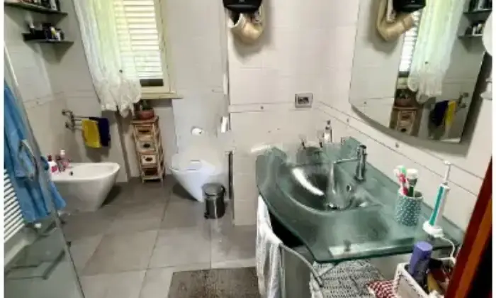 Rexer-Scarlino-Appartamento-su-due-piani-in-vendita-in-via-San-Francesco-Bagno