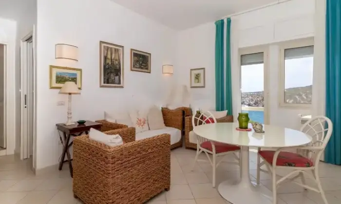 Rexer-Santa-Teresa-Gallura-Trilocale-in-vendita-in-via-Arno-Santa-Teresa-Gallura-SS-Altro