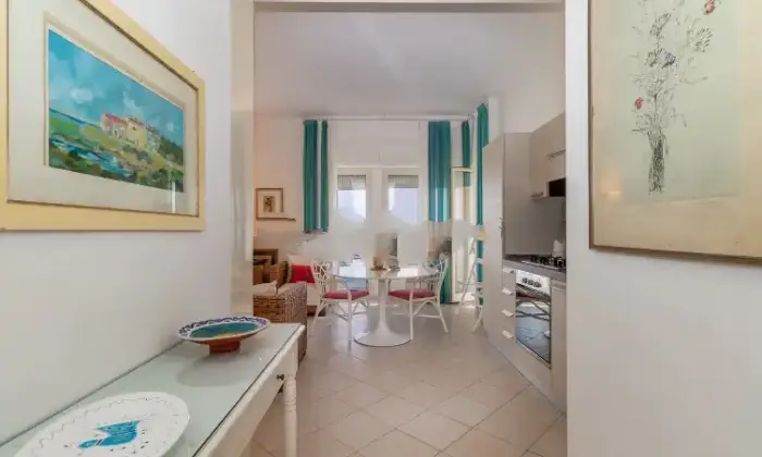 Rexer-Santa-Teresa-Gallura-Trilocale-in-vendita-in-via-Arno-Santa-Teresa-Gallura-SS-Bagno