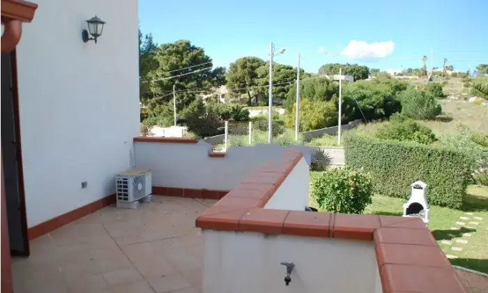 Rexer-Siracusa-Villa-in-vendita-con-terreno-in-condivisione-Terrazzo
