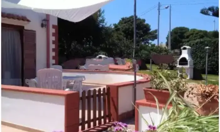 Rexer-Siracusa-Villa-in-vendita-con-terreno-in-condivisione-Giardino