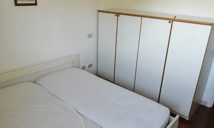 Rexer-Isola-di-Capo-Rizzuto-Casa-vacanza-in-Villaggio-Capo-Piccolo-Isola-di-Capo-Rizzuto-CameraDaLetto