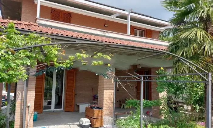 Rexer-Montebello-della-Battaglia-Villa-in-vendita-in-strada-Nuova-Giardino