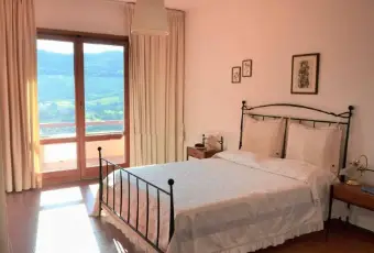 Rexer-Dicomano-Villa-unifamiliare-sulle-colline-di-Dicomano-CameraDaLetto