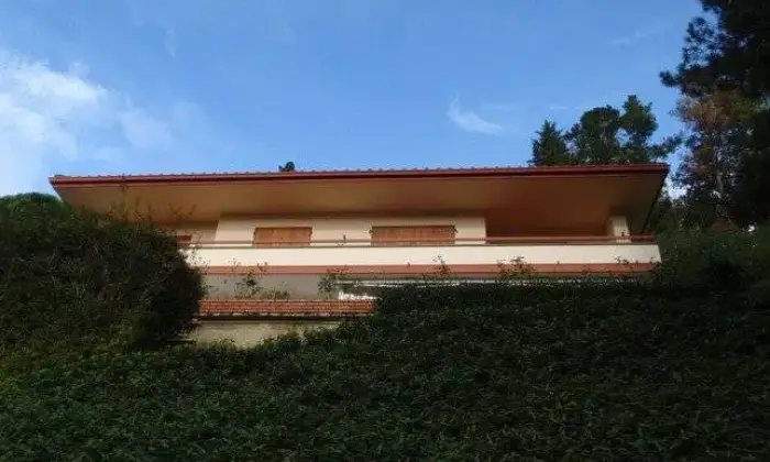 Rexer-Dicomano-Villa-unifamiliare-sulle-colline-di-Dicomano-Giardino