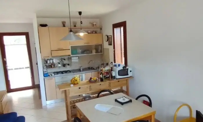 Rexer-Livorno-Villa-unifamiliare-a-Nisporto-Isola-dElba-Cucina